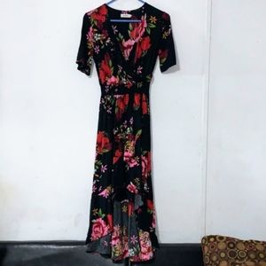 🐦 - Kormei sz S Black Floral Wrap Maxi Dress